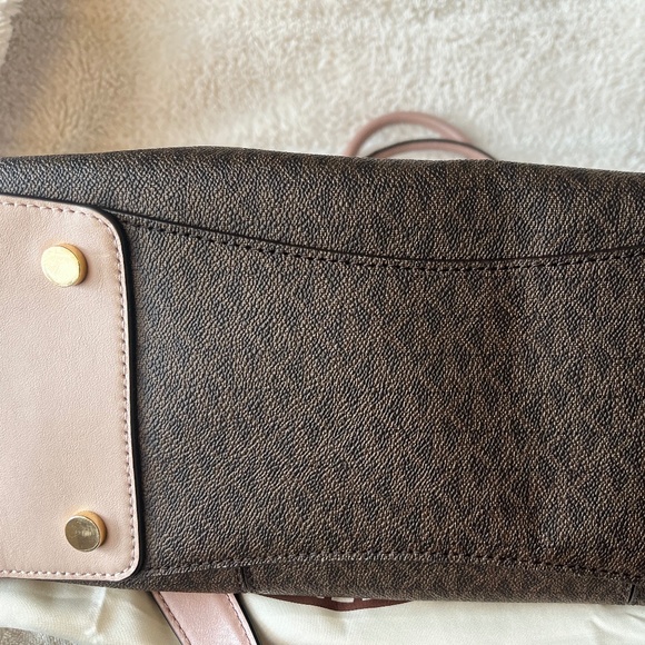 Michael Kors Women's Gramercy Large Satchel Convertible Crossbody Bag Handbag - Picture 9 of 9